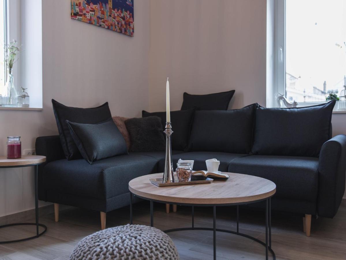 Apartment Fiora Kaštela Exteriör bild