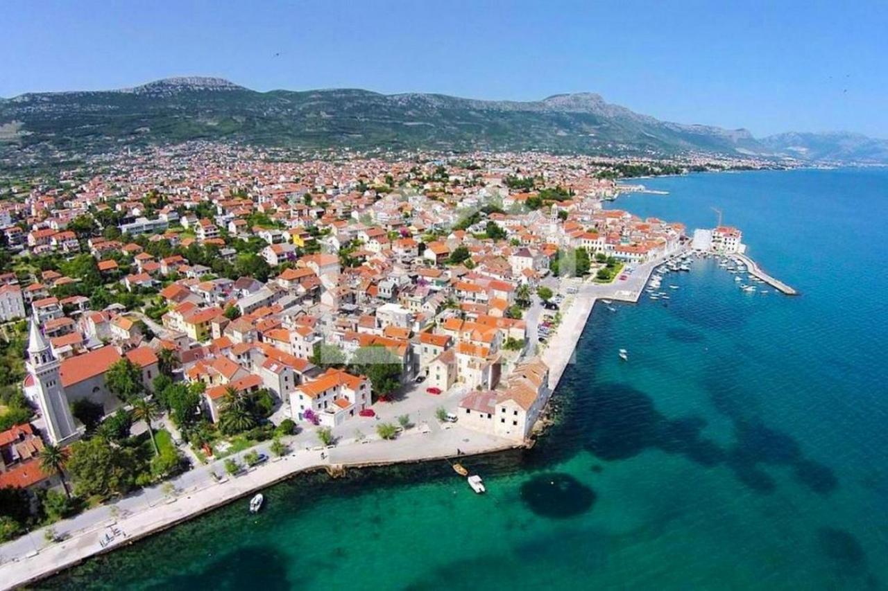 Apartment Fiora Kaštela Exteriör bild