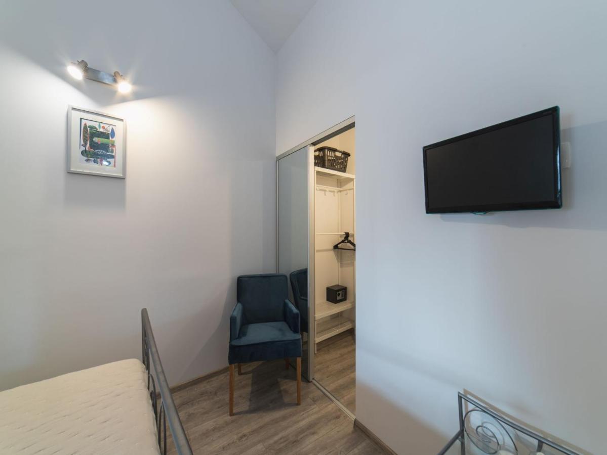 Apartment Fiora Kaštela Exteriör bild